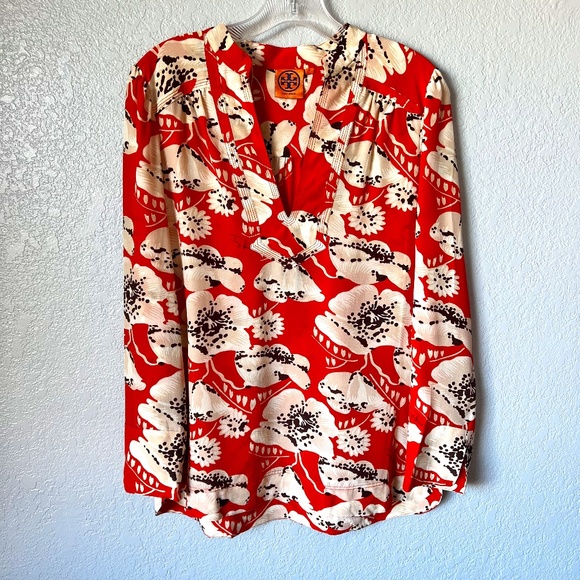 Tory Burch Tops - Tory Burch size 6 100% silk floral tunic